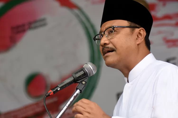 Duh!! Gus Ipul ke Luar Negeri Tanpa Izin Cuti, Omongan dan Prilaku&nbsp;Kontradiktif