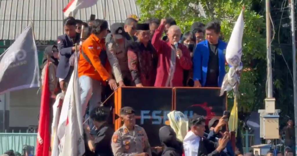 DPRD Jatim Satu Suara Bersama Demonstran, Siap Kawal Putusan&nbsp;MK