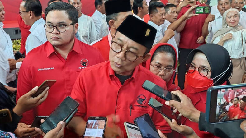 MK Putuskan Syarat Partai Usung Calon di Pilkada 2024, PDIP Jatim Siapkan Sosok Penangtang Khofifah